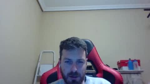 vascorro20 online show from January 14, 2025, 6:17 pm