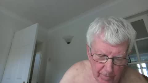 Snapshot of vassus chatting on May 1, 2026, 6:34 pm vassus online show from May 1, 2026, 6:34 pm