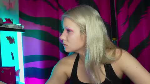 Snapshot of vasya_sylvia chatting on July 24, 2026, 5:27 am Vasya Sylvia online show from July 24, 2026, 5:27 am