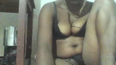 vayanah317 online show from March 25, 2026, 10:05 pm