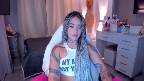 Vayolett Bass online show from January 18, 2026, 6:39 am