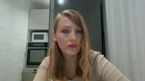 Snapshot of veessa chatting on April 21, 2026, 4:23 pm Veessa online show from April 21, 2026, 4:23 pm