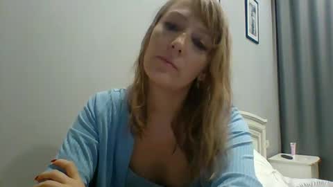 Snapshot of veessa chatting on April 22, 2026, 8:21 pm Veessa online show from April 22, 2026, 8:21 pm