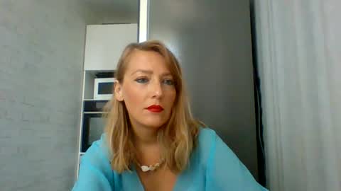 Snapshot of veessa chatting on June 17, 2026, 9:56 am Veessa online show from June 17, 2026, 9:56 am