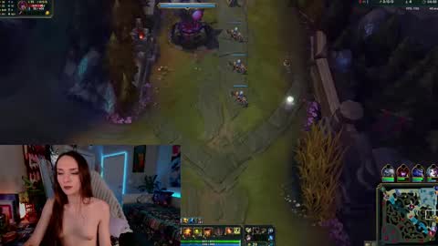 Snapshot of veeweatherbee chatting on March 8, 2025, 6:21 am Violet Weatherbee online show from March 8, 2025, 6:21 am