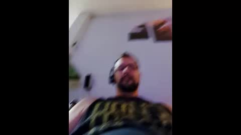 Snapshot of vegasdadbod chatting on November 20, 2025, 2:01 am vegasdadbod online show from November 20, 2025, 2:01 am