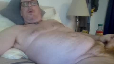 vegasstef online show from February 8, 2025, 12:50 pm