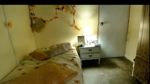 Snapshot of veka_lourens chatting on September 22, 2025, 7:05 pm veka_lourens online show from September 22, 2025, 7:05 pm