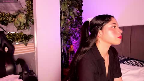 Isabella online show from February 11, 2026, 8:25 pm