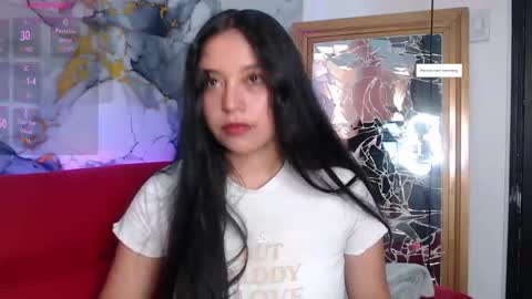 Isabella online show from April 17, 2026, 3:04 pm