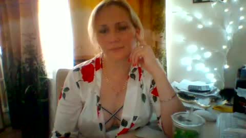 Snapshot of velka_raspberry chatting on June 22, 2026, 4:59 pm velka_raspberry online show from June 22, 2026, 4:59 pm