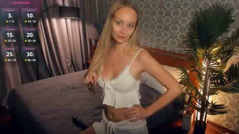 Eva online show from November 16, 2025, 8:20 am