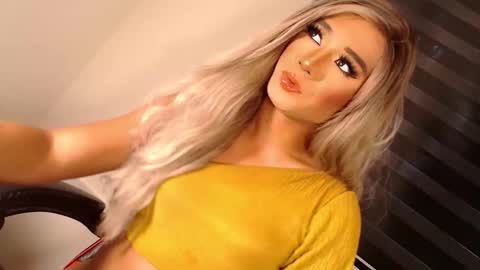 Richy will make you fall in love online show from November 2, 2025, 11:18 pm