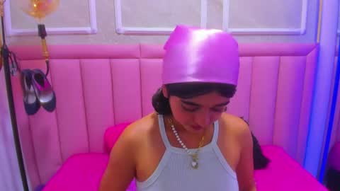Snapshot of velvet_giirll chatting on July 10, 2026, 3:00 am velvet_giirll online show from July 10, 2026, 3:00 am