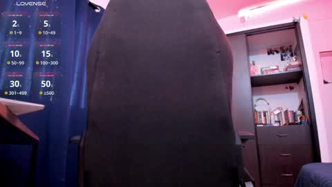 Snapshot of velvet_skyn chatting on June 2, 2026, 1:57 pm juansito online show from June 2, 2026, 1:57 pm