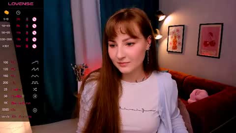 Snapshot of velvetcherry_ chatting on June 17, 2026, 9:01 am Mia online show from June 17, 2026, 9:01 am