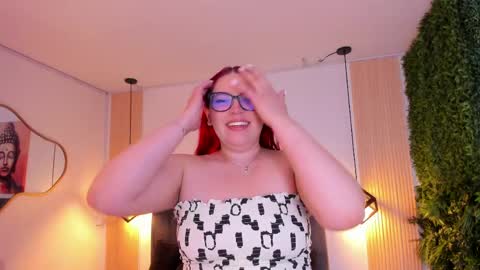 Snapshot of velvetscarlett chatting on April 4, 2026, 1:41 pm velvetscarlett online show from April 4, 2026, 1:41 pm