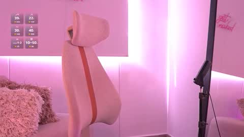 Velvet online show from January 10, 2026, 8:32 pm