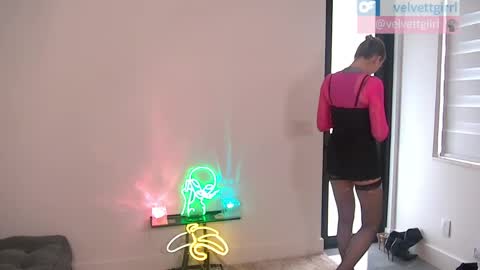 VelvetTGirl online show from May 28, 2026, 4:59 pm