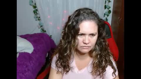 Snapshot of venecasexy44 chatting on April 9, 2026, 8:20 am venecasexy44 online show from April 9, 2026, 8:20 am