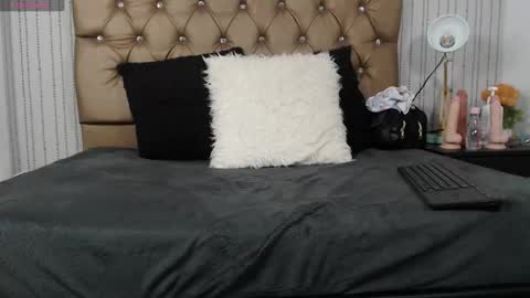 Snapshot of veneno_hot chatting on February 5, 2025, 5:20 pm veneno hot online show from February 5, 2025, 5:20 pm