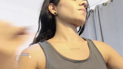 Snapshot of venezuelangirl__ chatting on November 10, 2025, 12:53 am find me on chaturbate as imhaymed online show from November 10, 2025, 12:53 am