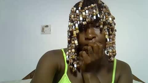 venom_kisses5050 online show from March 1, 2026, 4:42 pm