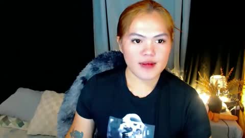 Snapshot of venus_colly chatting on November 19, 2025, 1:38 am I am Colly Your mystery girl online show from November 19, 2025, 1:38 am