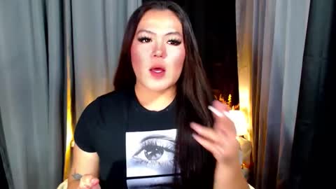 Snapshot of venus_colly chatting on April 12, 2026, 2:00 pm I am Colly Your mystery girl online show from April 12, 2026, 2:00 pm