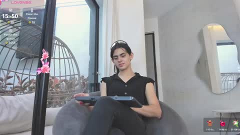 VENUS online show from March 7, 2025, 12:23 pm