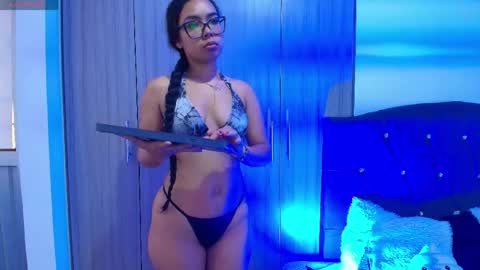 venus_hexxx online show from June 3, 2026, 11:24 am