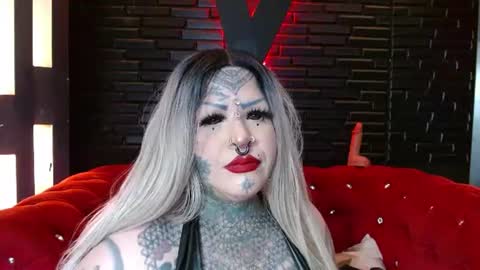 Snapshot of venus_rock chatting on June 22, 2026, 12:02 pm Venus Ink online show from June 22, 2026, 12:02 pm