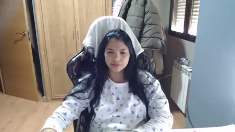 Venus independent model online show from February 13, 2025, 10:55 am