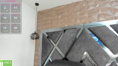 Snapshot of venus_velez chatting on June 27, 2026, 12:10 pm Venus online show from June 27, 2026, 12:10 pm