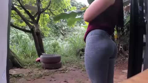 venus ... zeus sheer  online show from December 5, 2024, 1:06 pm