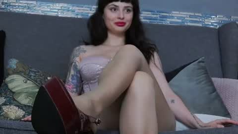 Snapshot of venusinylons chatting on June 30, 2026, 6:20 pm venusinylons online show from June 30, 2026, 6:20 pm