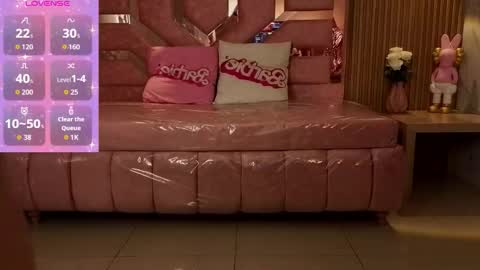 venuss online show from February 7, 2026, 9:18 pm