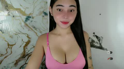 Snapshot of veola_sexy chatting on June 18, 2026, 10:14 pm veola_sexy online show from June 18, 2026, 10:14 pm