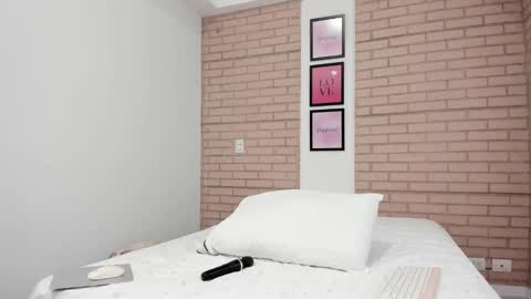 Vera online show from March 1, 2025, 10:42 pm