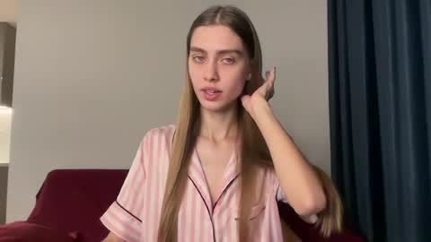 verablanc online show from June 25, 2026, 11:20 pm