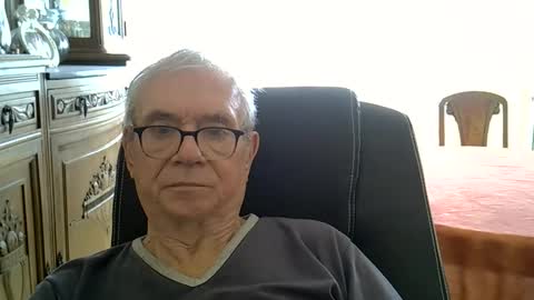 Snapshot of vergne50 chatting on May 28, 2026, 7:27 am vergne50 online show from May 28, 2026, 7:27 am