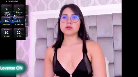 vero domplay online show from May 24, 2026, 3:22 am
