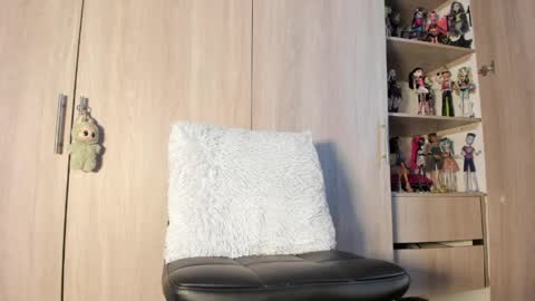 Snapshot of vero_lodgee chatting on April 10, 2026, 12:10 pm veronica lodge online show from April 10, 2026, 12:10 pm