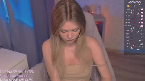 Tiffany online show from September 15, 2025, 4:23 am