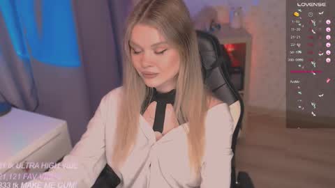 Tiffany online show from September 22, 2025, 5:15 pm