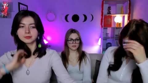 Ronni online show from March 8, 2026, 8:12 pm