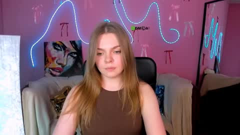 Ronni online show from April 2, 2026, 7:22 pm