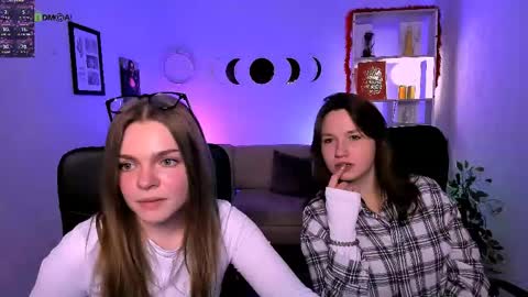 Ronni online show from April 15, 2026, 7:43 pm