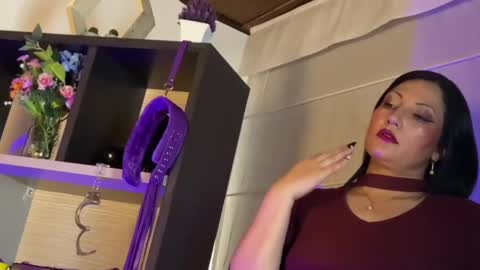 Vero Milf online show from February 27, 2025, 3:59 pm