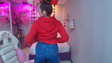 veronica online show from February 16, 2026, 7:54 pm